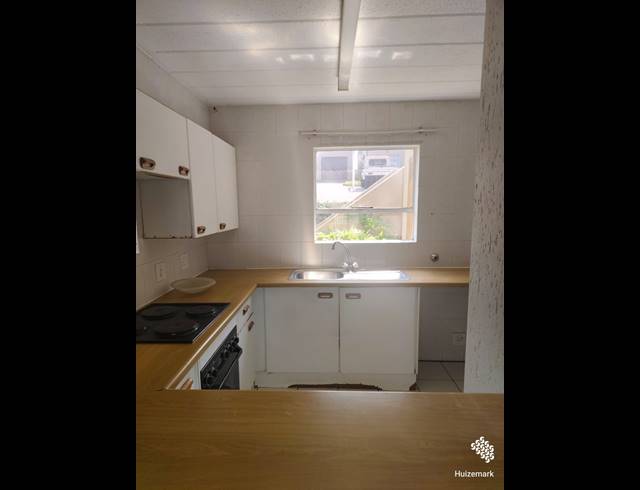 3 BEDROOM TOWNHOUSE FOR SALE IN VANDERBIJLPARK SW 5